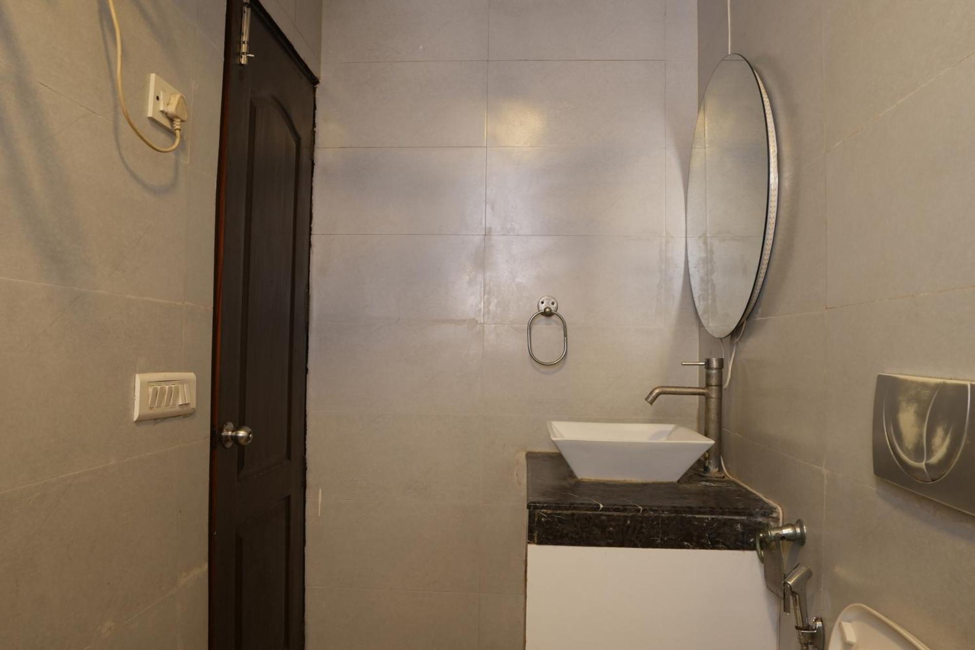 Hotel Elite Sector 45 I Gurgaon Central I Couple Friendly Екстер'єр фото